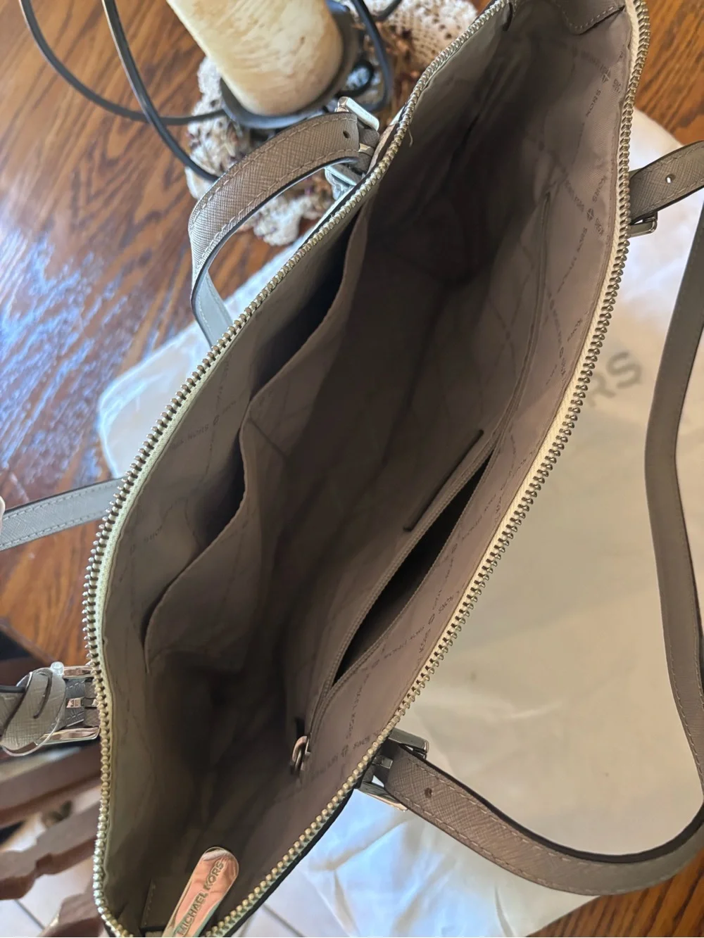 MICHAEL KORS white Signature MK Tote with Grey Trim